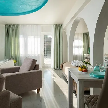 Elegante & Jacuzzi - Adults Only 4*