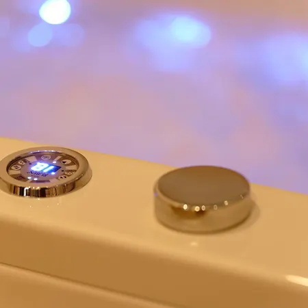 Elegante & Jacuzzi - Adults Only 4*