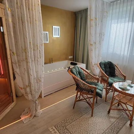 Aparthotel Kameralny Elegante - Adults Only Wladyslawowo