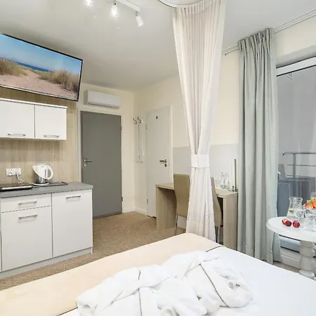 Elegante & Jacuzzi - Adults Only 4* Władysławowo