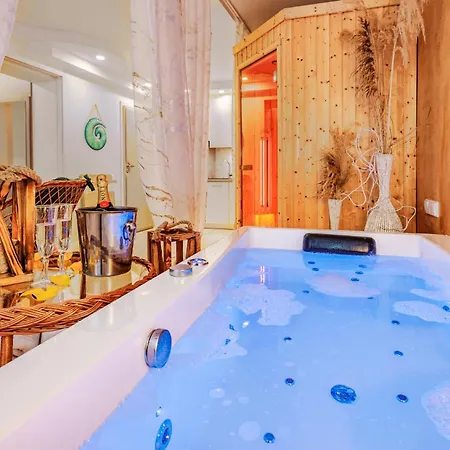 Elegante & Jacuzzi - Adults Only Władysławowo