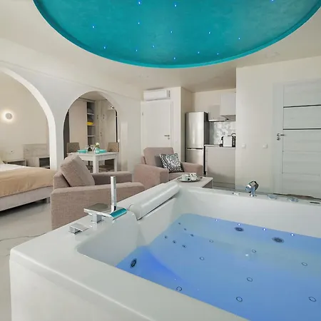 Elegante & Jacuzzi - Adults Only Aparthotel 4*