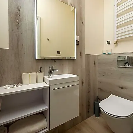 Apartmanhotel Elegante & Jacuzzi - Adults Only Władysławowo
